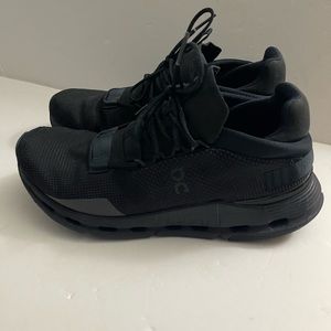 On Running Cloudnova 26.99822 Black/Eclipse Unisex W Sz 10.5 M  9 Running Shoes